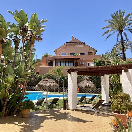 Las Lomas - Pool, Terrace & View マルベーリャ エクステリア 写真