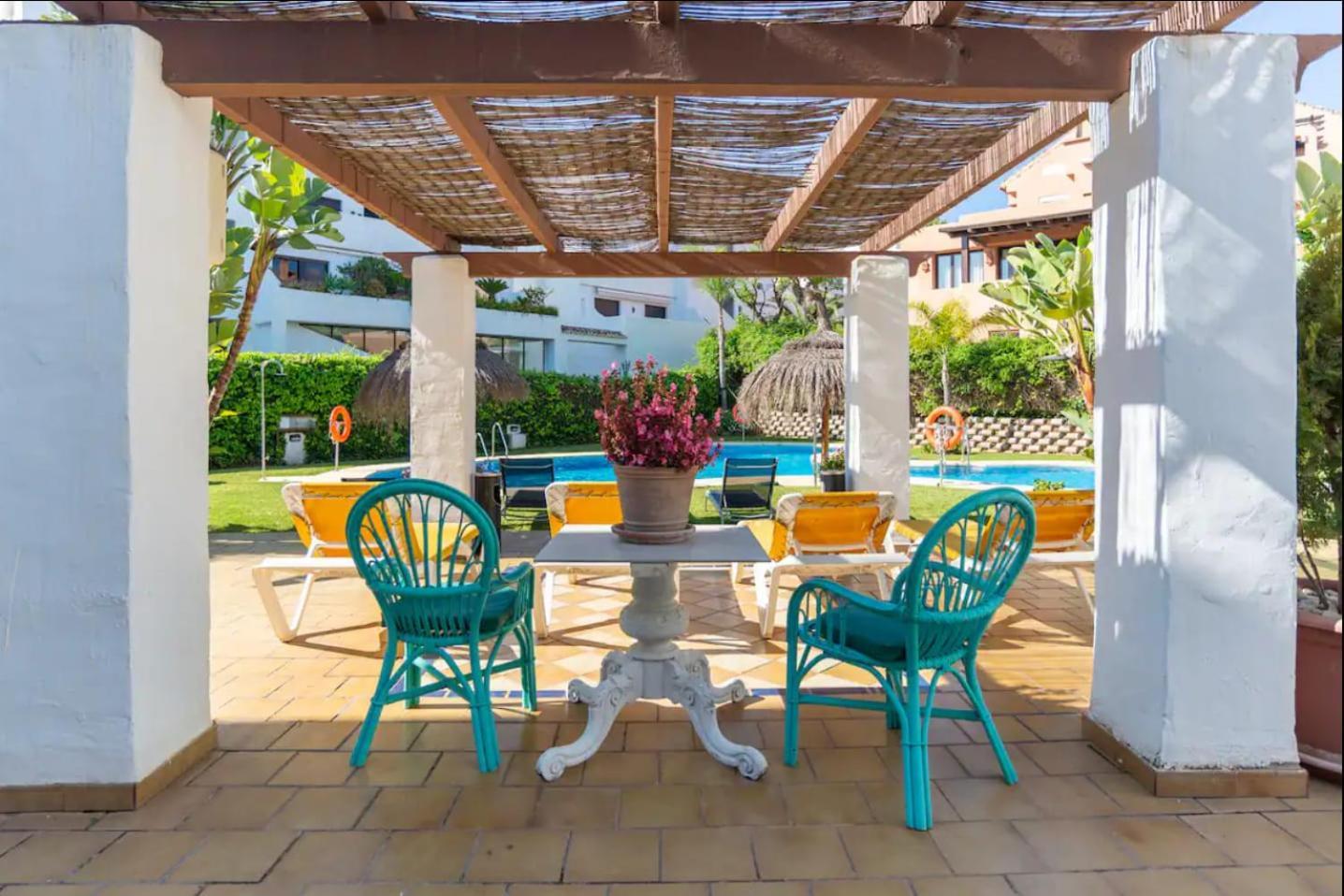 Las Lomas - Pool, Terrace & View マルベーリャ エクステリア 写真