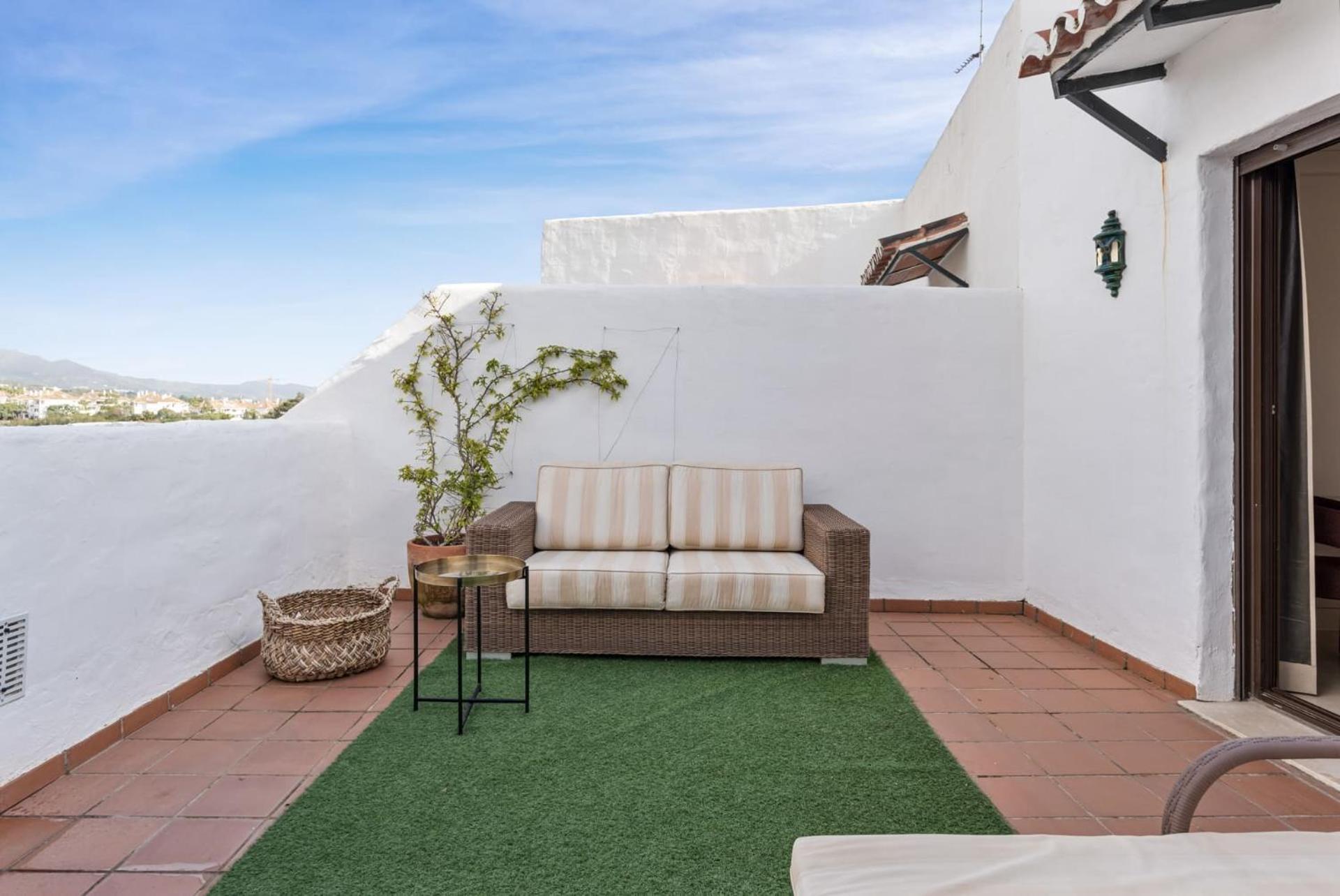Las Lomas - Pool, Terrace & View マルベーリャ エクステリア 写真